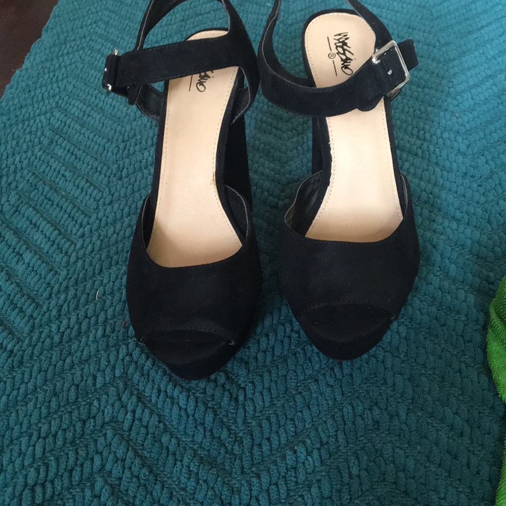 Black square heel open toe sandals